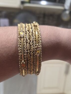 Elegant Gold-Tone Filigree Stackable Bangle Set